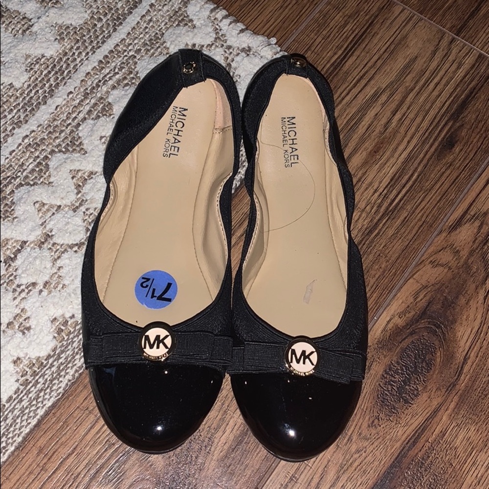 NEW Micheal Kors flats